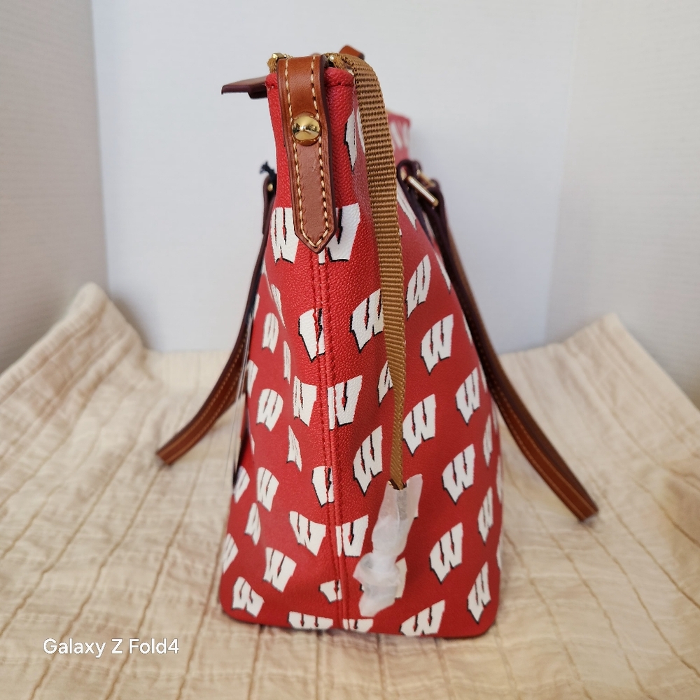 Red and White Tote Bag Dooney Bourke - Picture 4 of 8